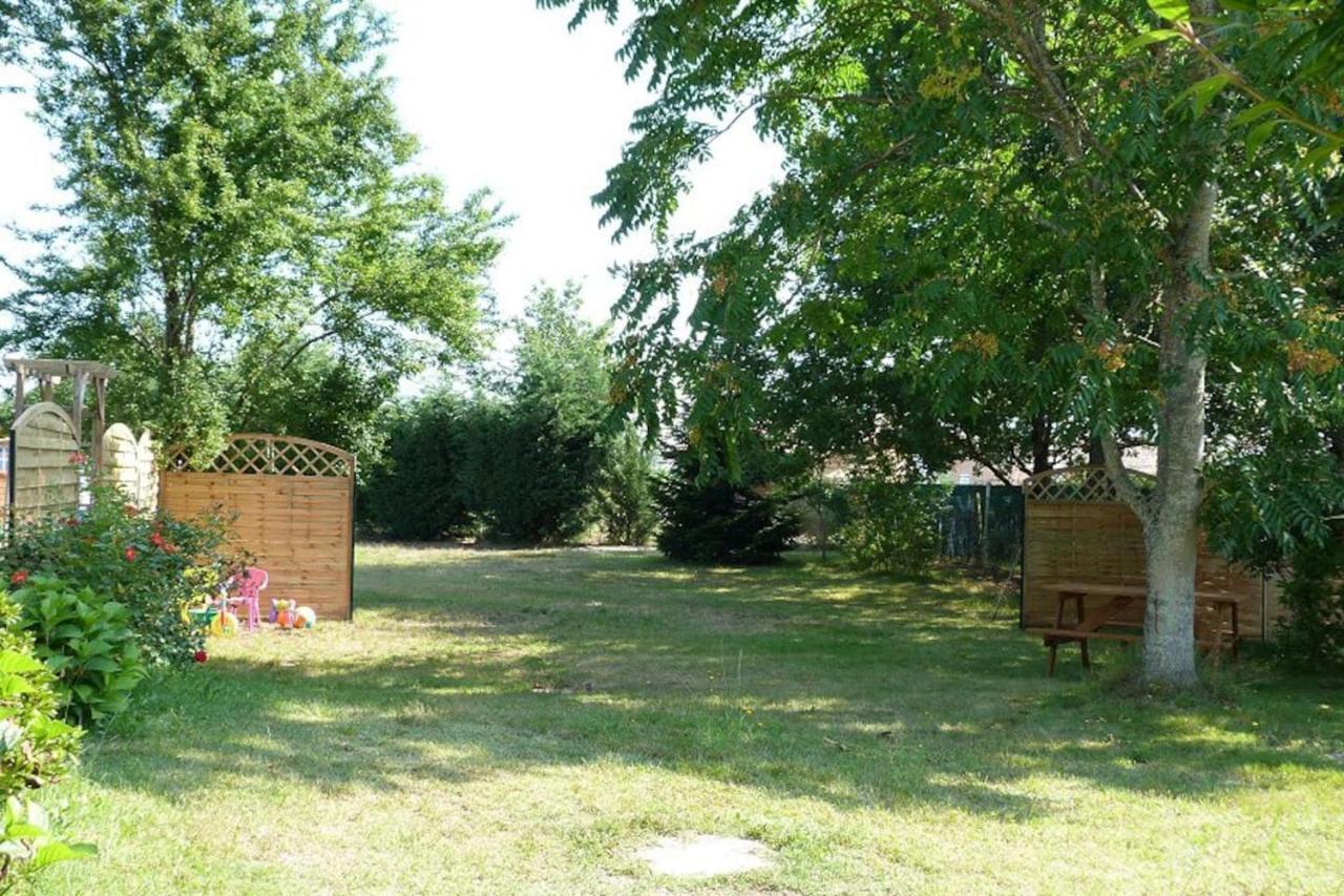 Gite Les Garbails Le Barp Exteriér fotografie